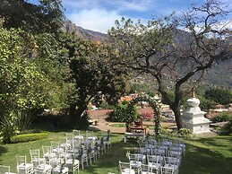 Posada del Tepozteco - Hotel & Gallery