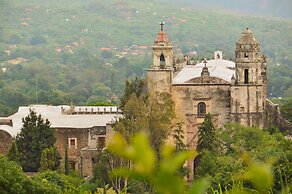 Posada del Tepozteco - Hotel & Gallery