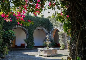 Posada del Tepozteco - Hotel & Gallery