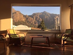 Posada del Tepozteco - Hotel & Gallery