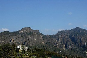 Posada del Tepozteco - Hotel & Gallery