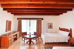Posada del Tepozteco - Hotel & Gallery