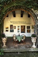 Posada del Tepozteco - Hotel & Gallery