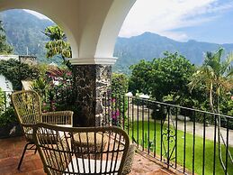 Posada del Tepozteco - Hotel & Gallery