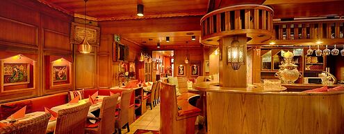 Hotel Villa Oriental & Restaurant