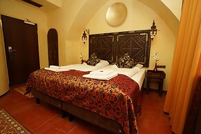 Hotel Villa Oriental & Restaurant