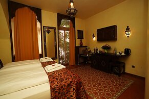 Hotel Villa Oriental & Restaurant