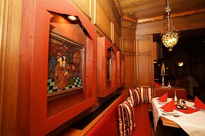 Hotel Villa Oriental & Restaurant