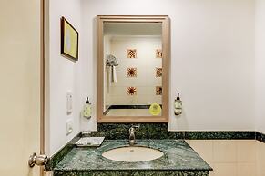 Lemon Tree Hotel, Ahmedabad