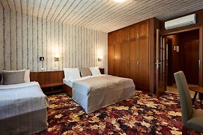 Hotel Lajta Park