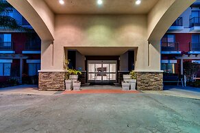 Holiday Inn Express & Suites, Lake Elsinore by IHG