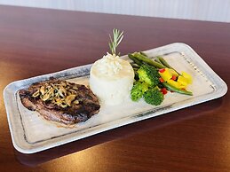 Crowne Plaza Ft. Myers Gulf Coast by IHG