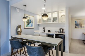 Crowne Plaza Ft. Myers Gulf Coast by IHG