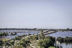 Wyvern Hotel, Ascend Hotel Collection