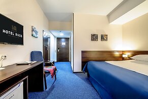 Russ Hotel