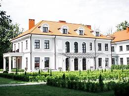 Usadba Hotel