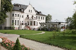 Usadba Hotel