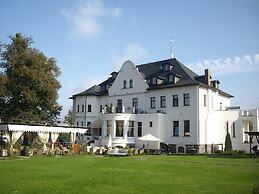 Usadba Hotel