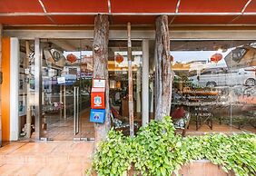 Collection O Diamond House Khaosan