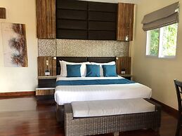 Royal Beach Boutique Resort & Spa