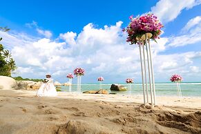 Royal Beach Boutique Resort & Spa