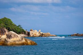 Royal Beach Boutique Resort & Spa