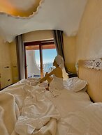 Strand Hotel Terme Delfini