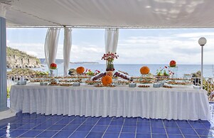 Strand Hotel Terme Delfini