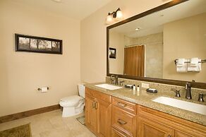 Crystal Peak Lodge, A Vail Resorts Property