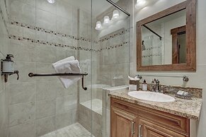 Crystal Peak Lodge, A Vail Resorts Property