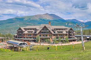 Crystal Peak Lodge