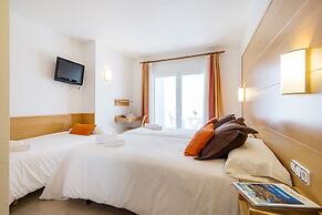 Hotel & Diving les Illes