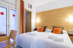 Hotel & Diving les Illes