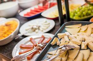 Hotel & Diving les Illes