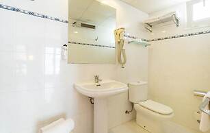 Hotel & Diving les Illes