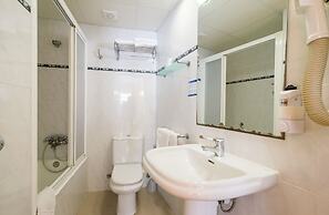 Hotel & Diving les Illes