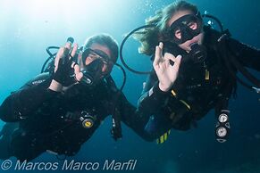 Hotel & Diving les Illes