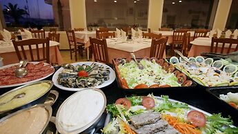 Hotel & Diving les Illes