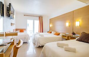 Hotel & Diving les Illes