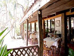 Hacienda La Pacífica Eco-Lodge