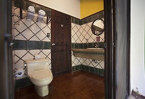 Hacienda La Pacífica Eco-Lodge