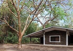 Hacienda La Pacífica Eco-Lodge