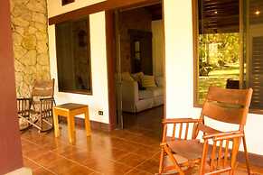Hacienda La Pacífica Eco-Lodge