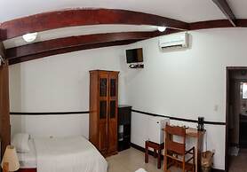 Hacienda La Pacífica Eco-Lodge