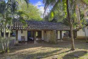 Hacienda La Pacífica Eco-Lodge