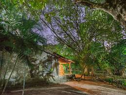 Hacienda La Pacífica Eco-Lodge
