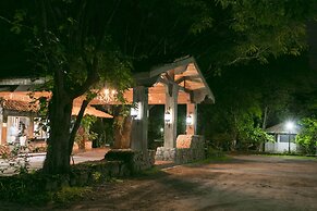 Hacienda La Pacífica Eco-Lodge