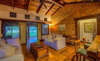 Hacienda La Pacífica Eco-Lodge
