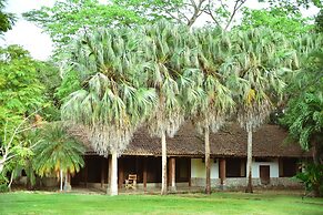 Hacienda La Pacífica Eco-Lodge