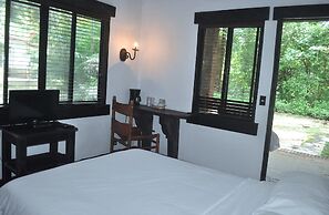 Hacienda La Pacífica Eco-Lodge